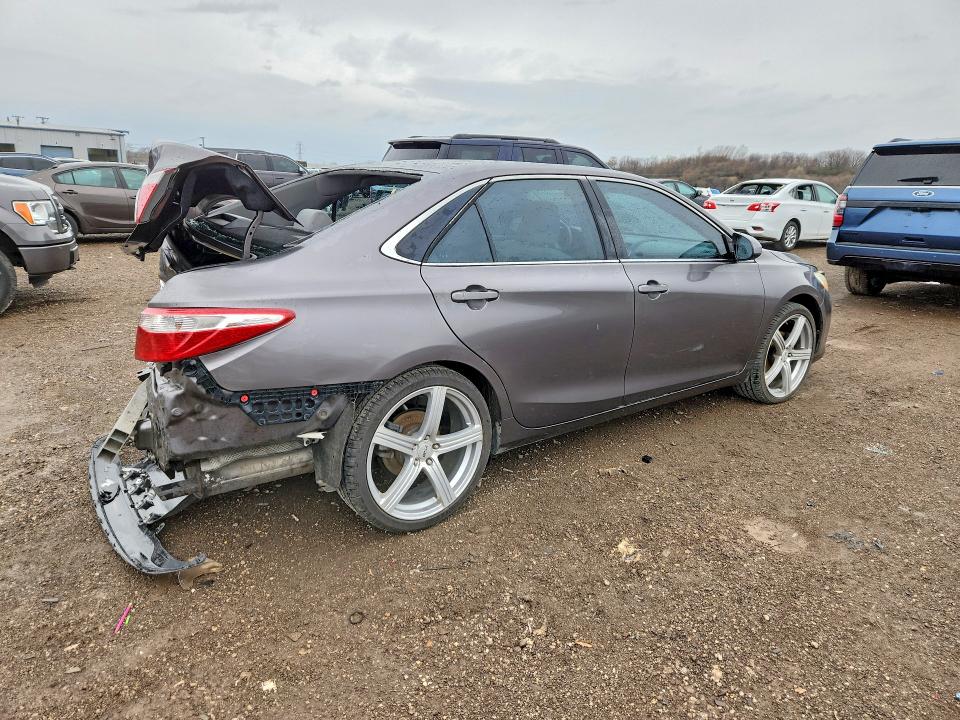 2016 Toyota Camry მანქანა იყიდება აუქციონზე, vin: 4T4BF1FK8GR582343, აუქციონის ნომერი: 48444826