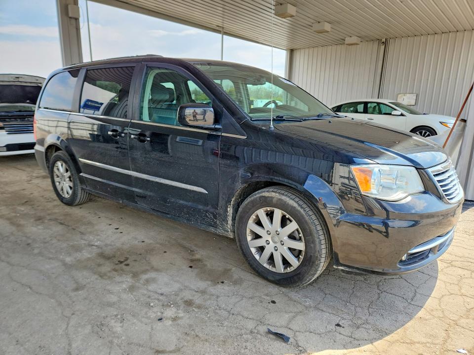 49472616 :رقم المزاد ، 2C4RC1BG7ER358532 vin ، 2014 Chrysler Town & Country مزاد بيع