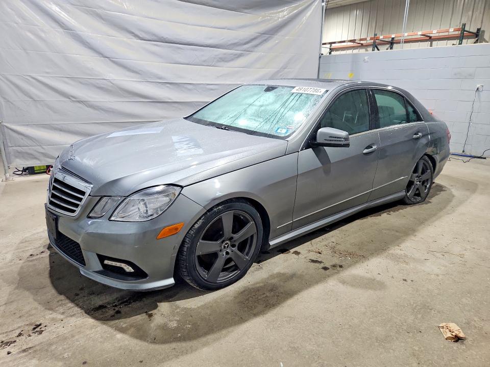 49107786 :رقم المزاد ، WDDHF8HBXBA421071 vin ، 2011 Mercedes-benz E مزاد بيع