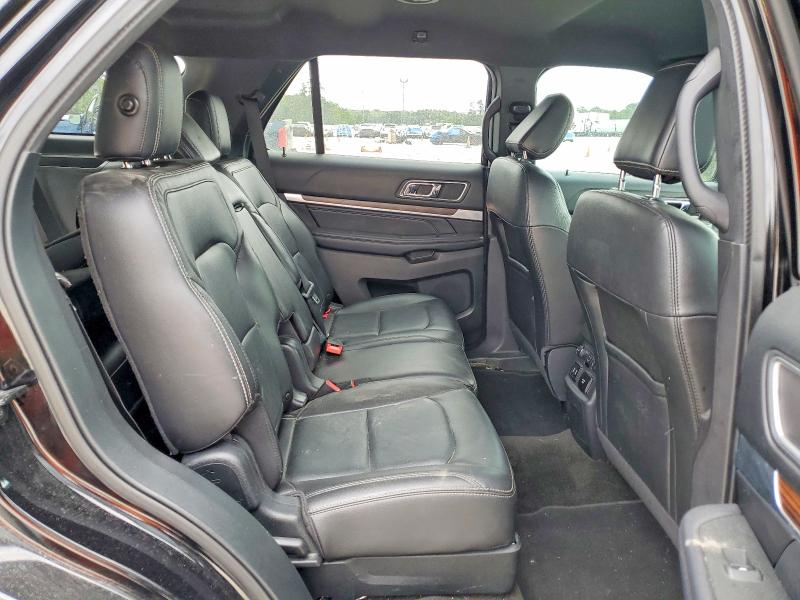 48243156 :رقم المزاد ، 1FM5K7F89JGB10958 vin ، 2018 Ford Explorer مزاد بيع