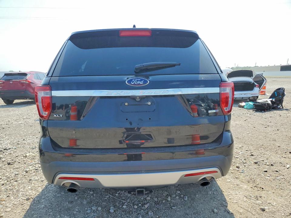 50267786 :رقم المزاد ، 1FM5K8DH6HGC04542 vin ، 2017 Ford Explorer مزاد بيع