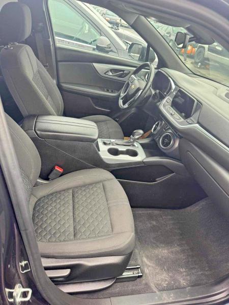 49053276 :رقم المزاد ، 3GNKBHRS3LS664304 vin ، 2020 Chevrolet Blazer مزاد بيع