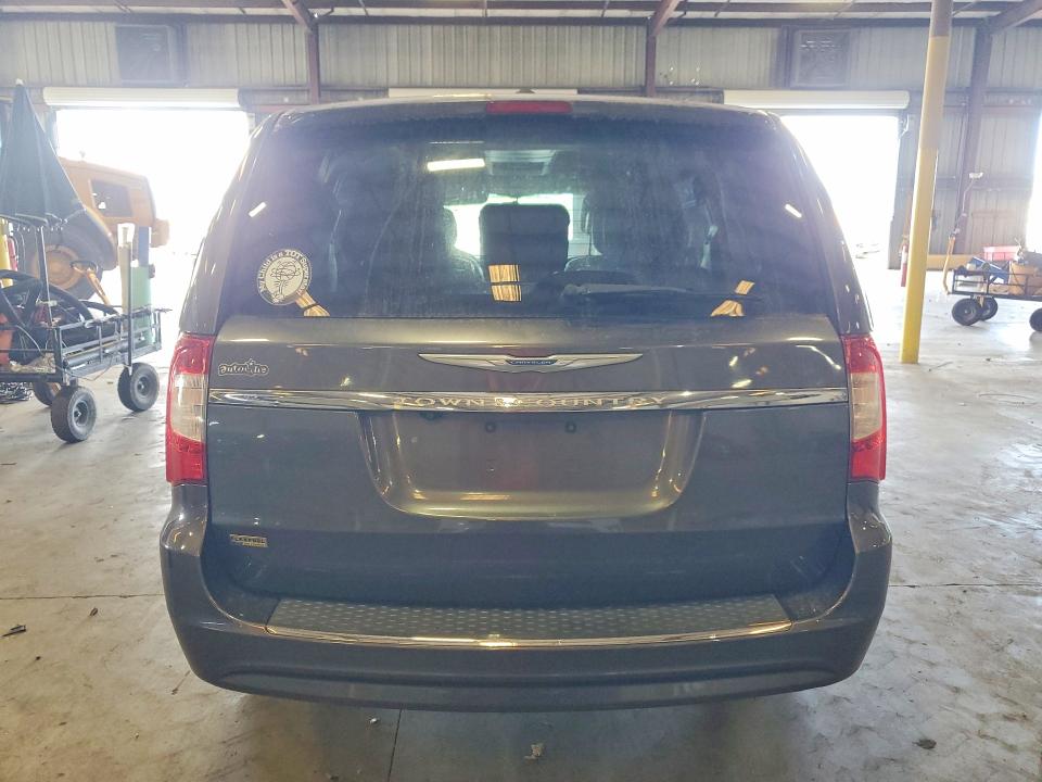 2015 Chrysler Town & Country მანქანა იყიდება აუქციონზე, vin: 2C4RC1BG3FR694339, აუქციონის ნომერი: 49577446