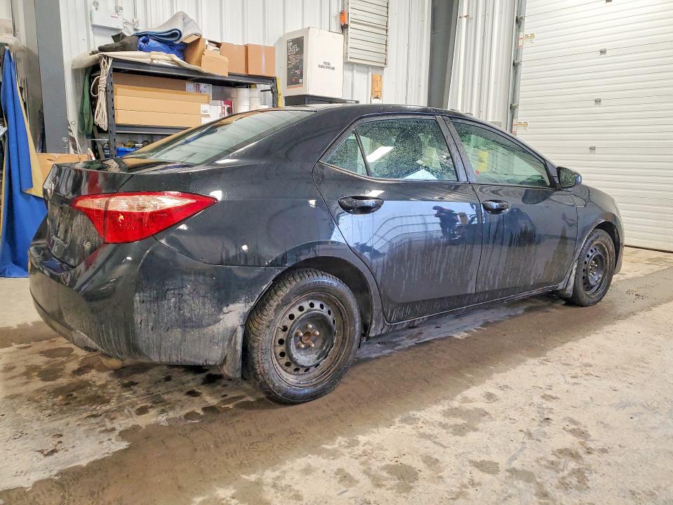 Продажа на аукционе авто 2018 Toyota Corolla, vin: 2T1BURHE1JC091076, номер лота: 49761196