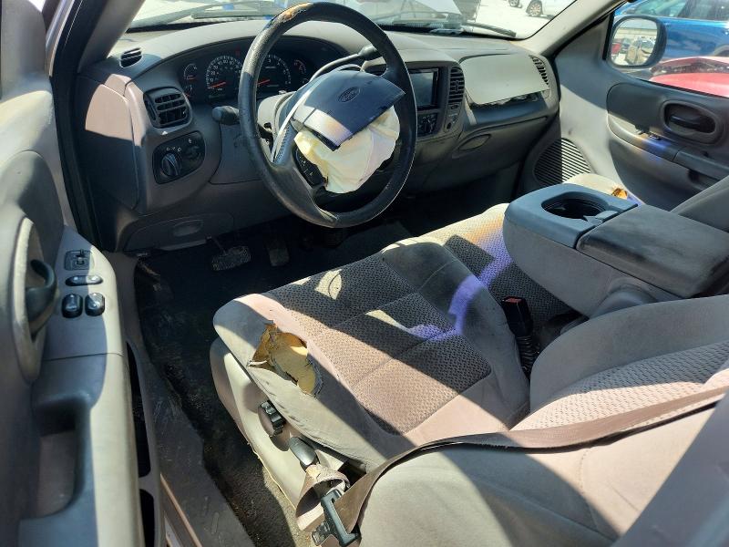 50690906 :رقم المزاد ، 1FTRX17W02NB66298 vin ، 2002 Ford F150 مزاد بيع