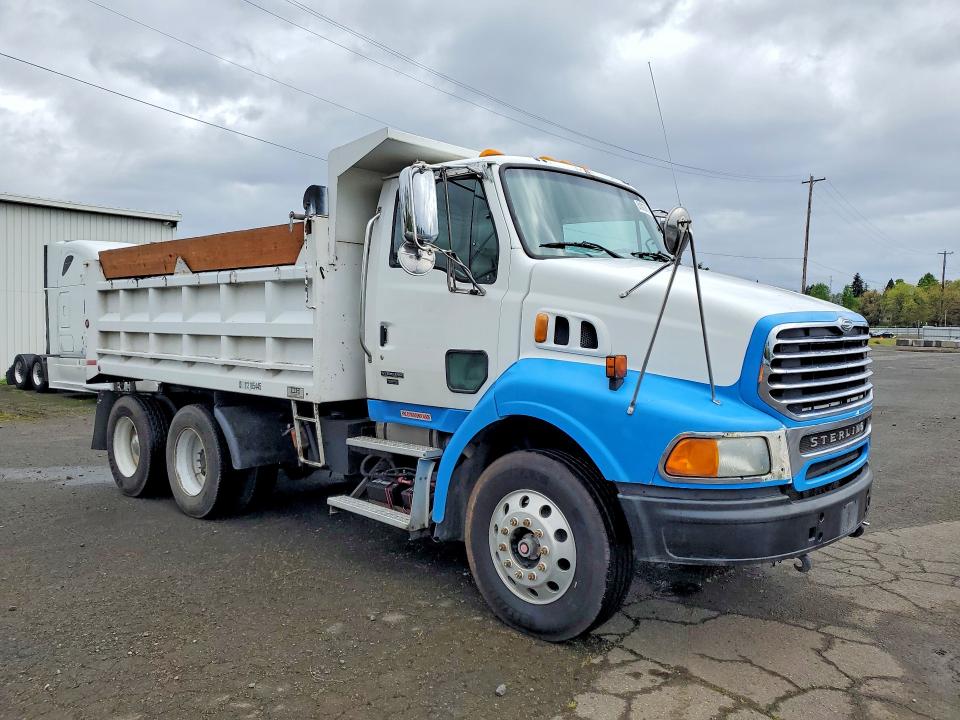 51013616 :رقم المزاد ، 2FWJA3CV26AV38318 vin ، 2006 Sterling Truck At مزاد بيع