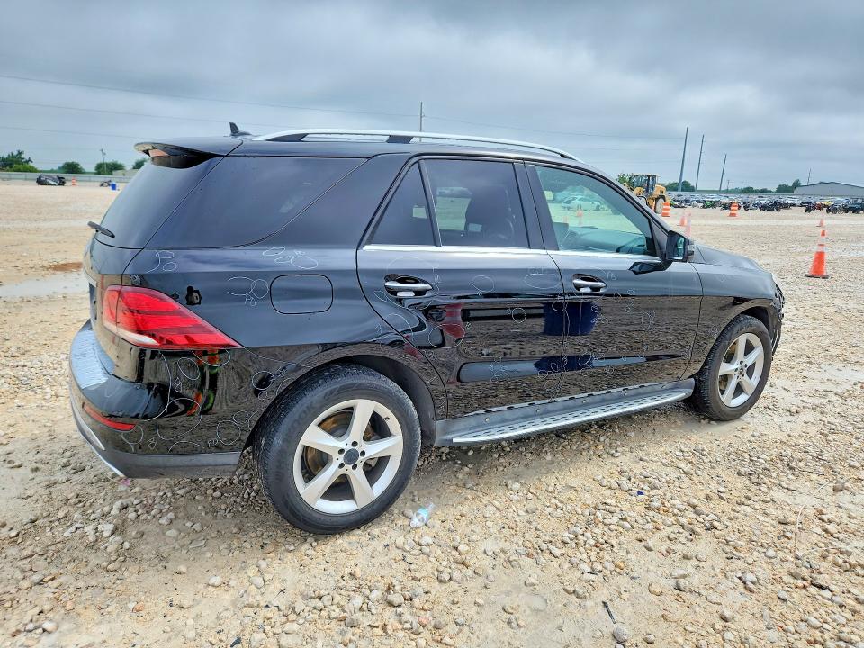 51353996 :رقم المزاد ، 4JGDA5JB6JB025417 vin ، 2018 Mercedes-benz Gle مزاد بيع