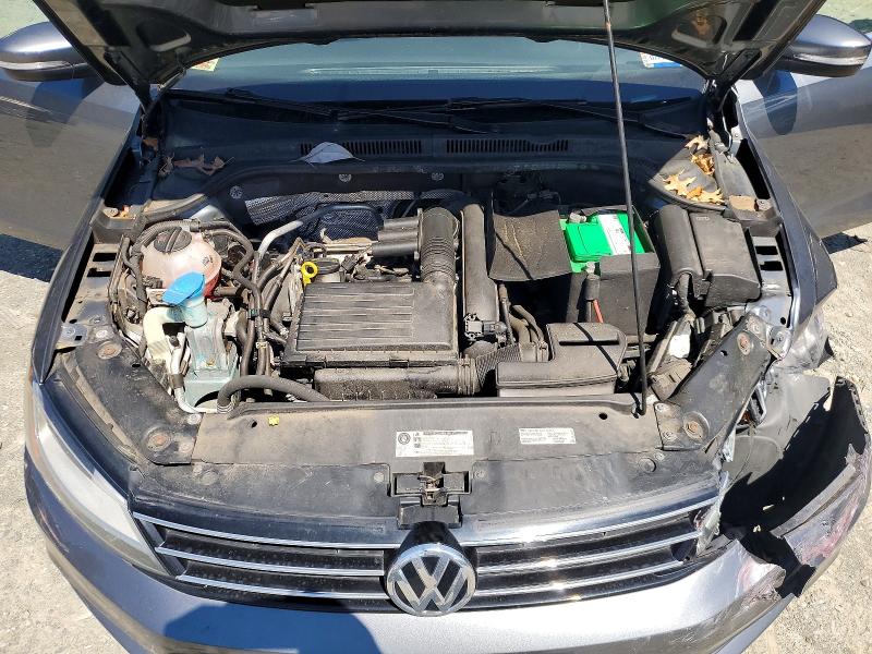 48176436 :رقم المزاد ، 3VWDB7AJ5HM230215 vin ، 2017 Volkswagen Jetta مزاد بيع