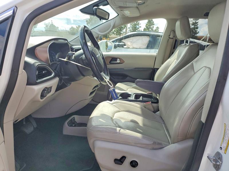 49706696 :رقم المزاد ، 2C4RC1BG0JR247699 vin ، 2018 Chrysler Pacifica مزاد بيع