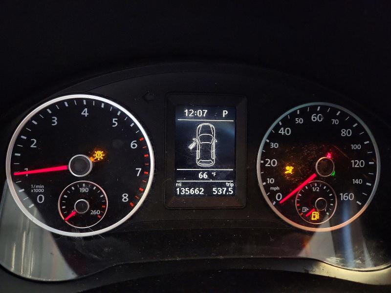 50162326 :رقم المزاد ، WVGAV3AX6DW562468 vin ، 2013 Volkswagen Tiguan مزاد بيع