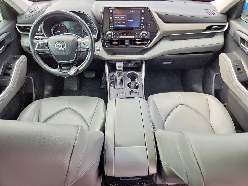 50215376 :رقم المزاد ، 5TDGZRAH9MS076011 vin ، 2021 Toyota Highlander مزاد بيع