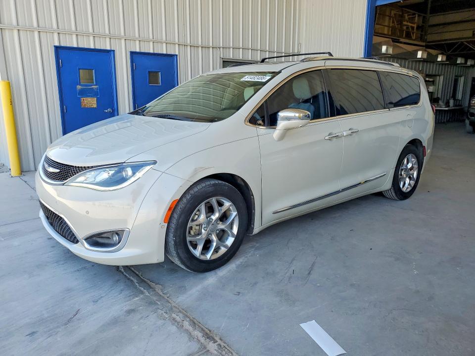 Продажа на аукционе авто 2017 Chrysler Pacifica, vin: 2C4RC1GG1HR695551, номер лота: 51482486