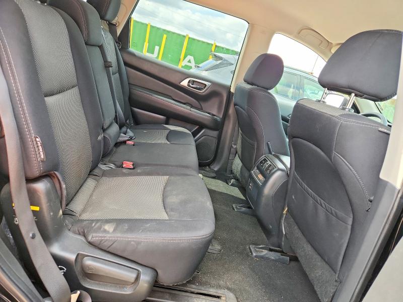 Продажа на аукционе авто 2018 Nissan Pathfinder, vin: 5N1DR2MM5JC622198, номер лота: 48671676