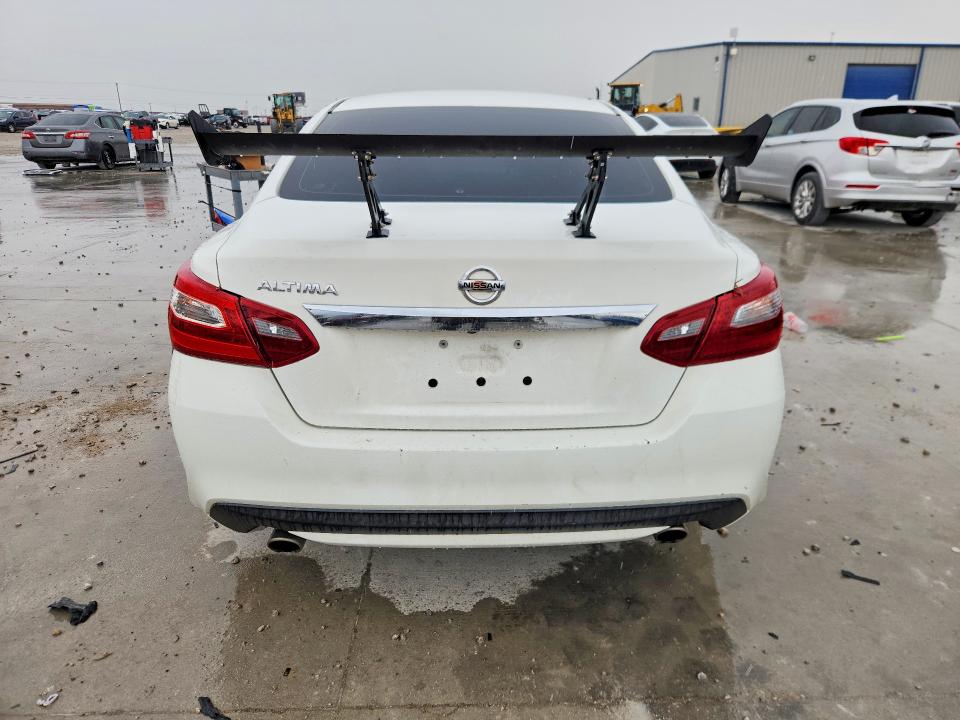 48546296 :رقم المزاد ، 1N4AL3AP8JC229895 vin ، 2018 Nissan Altima مزاد بيع