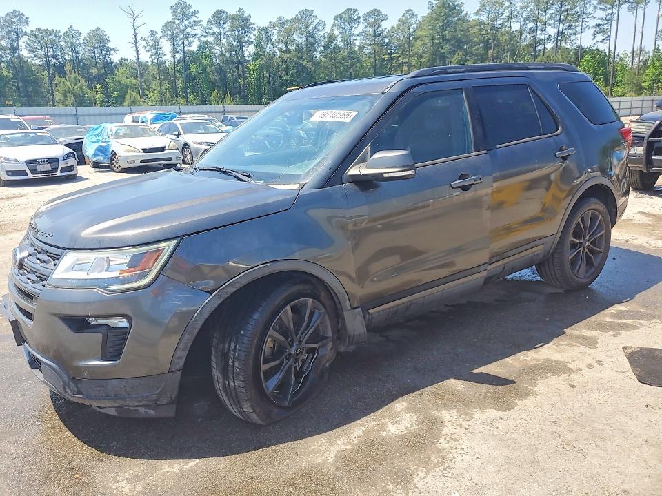49740566 :رقم المزاد ، 1FM5K7D86JGC28100 vin ، 2018 Ford Explorer مزاد بيع