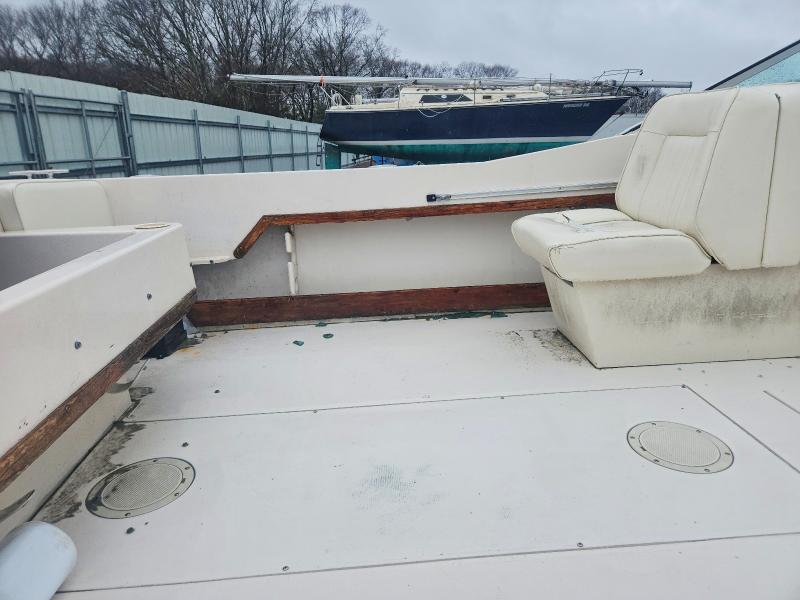 47921496 :رقم المزاد ، NTLBC331G586 vin ، 1986 Grady White Boat 190 مزاد بيع