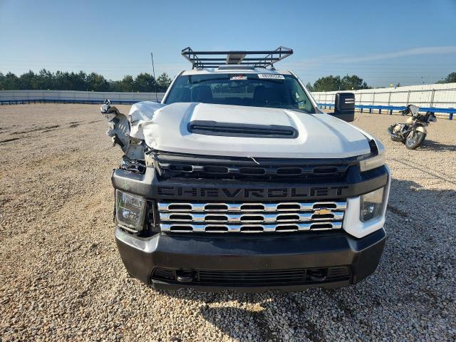 48590556 :رقم المزاد ، 1GC2YLE70MF299985 vin ، 2021 Chevrolet Silverado مزاد بيع