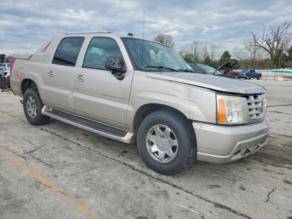 2004 Cadillac Escalade მანქანა იყიდება აუქციონზე, vin: 3GYEK62N64G135586, აუქციონის ნომერი: 47731066