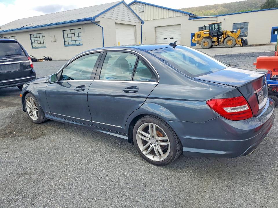 Продажа на аукционе авто 2014 Mercedes-benz C, vin: WDDGF8AB3ER318683, номер лота: 50625156