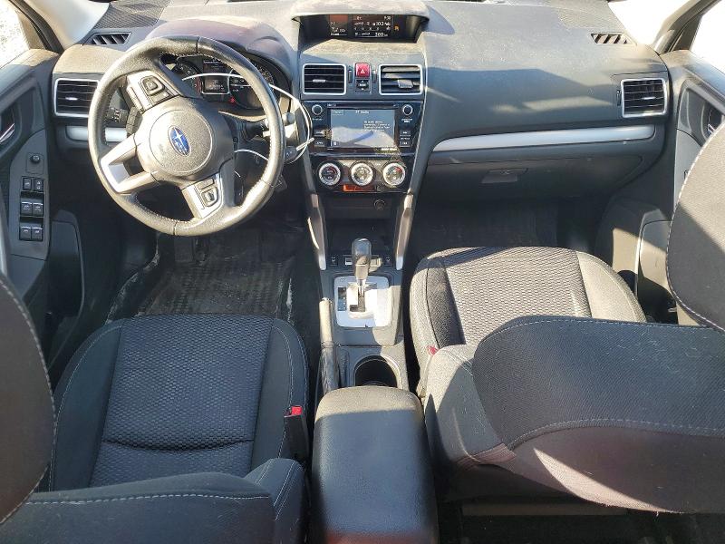 49210126 :رقم المزاد ، JF2SJEJC8JH469093 vin ، 2018 Subaru Forester مزاد بيع