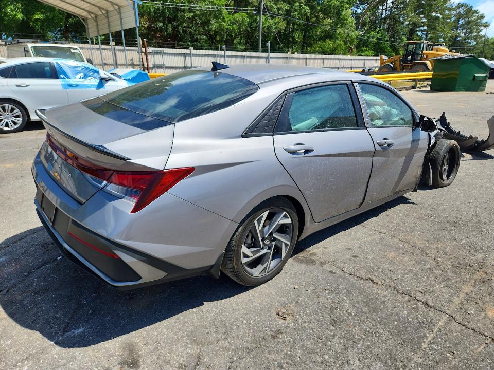 2025 Hyundai Elantra მანქანა იყიდება აუქციონზე, vin: KMHLM4DG2SU948617, აუქციონის ნომერი: 49746586