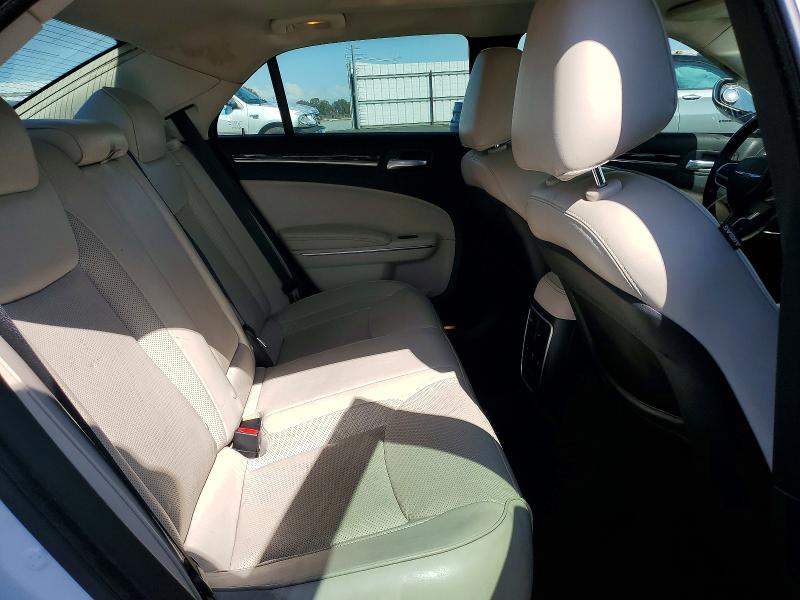 50860976 :رقم المزاد ، 2C3CCAEG0HH662382 vin ، 2017 Chrysler 300c مزاد بيع