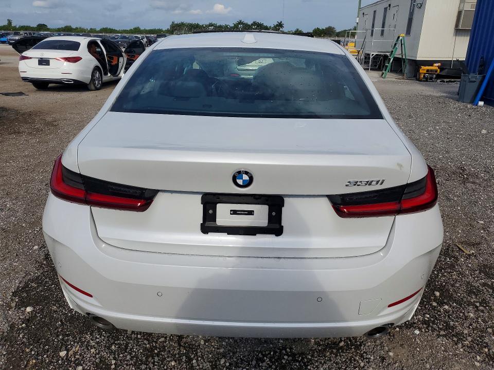 51040996 :رقم المزاد ، 3MW69CW03S8F32907 vin ، 2025 Bmw 330i مزاد بيع