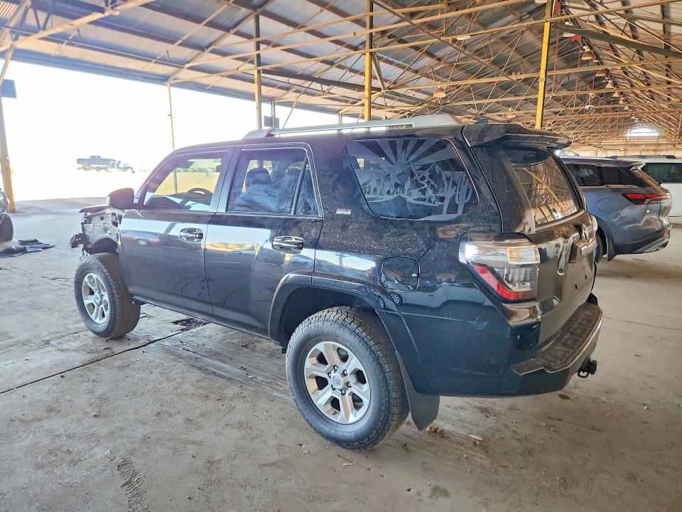 50117236 :رقم المزاد ، JTEBU5JRXH5450143 vin ، 2017 Toyota 4runner مزاد بيع