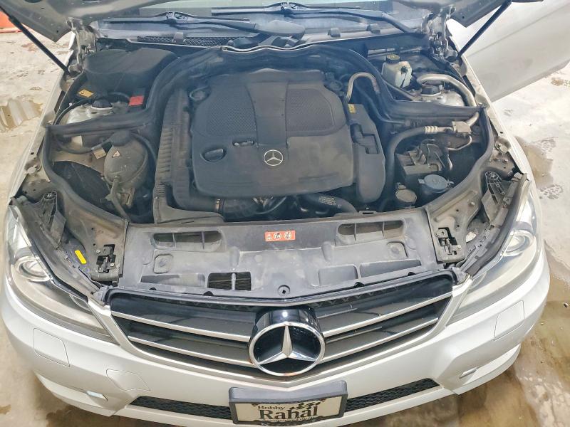 51160076 :رقم المزاد ، WDDGJ8JB4DG081663 vin ، 2013 Mercedes-benz C مزاد بيع