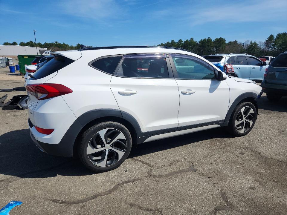 49532496 :رقم المزاد ، KM8J3CA27JU755665 vin ، 2018 Hyundai Tucson مزاد بيع