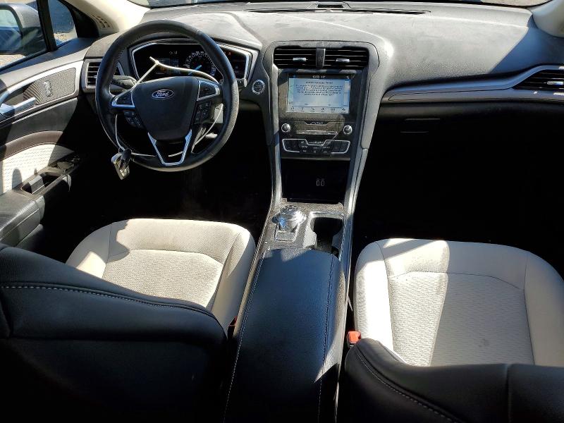 49106926 :رقم المزاد ، 3FA6P0HD4KR122947 vin ، 2019 Ford Fusion مزاد بيع