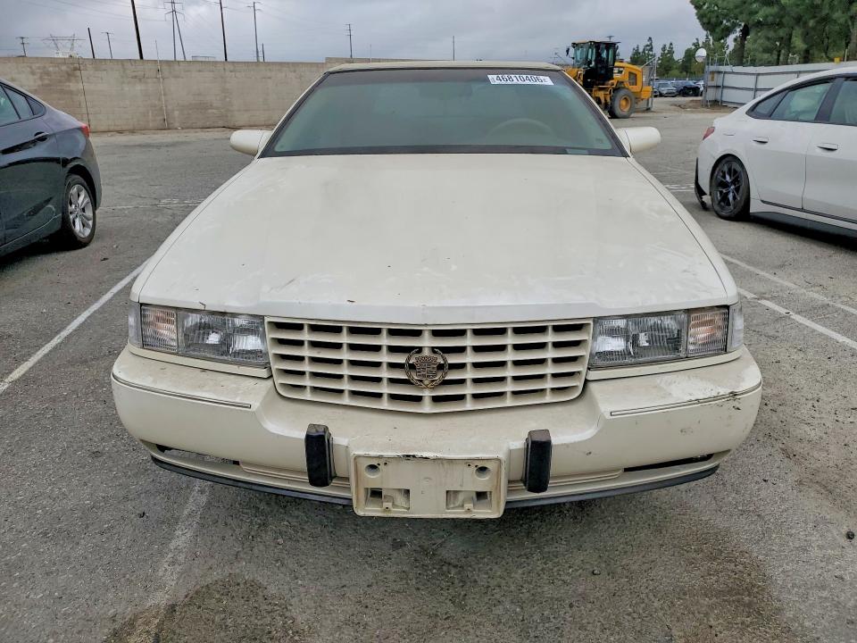 46810406 :رقم المزاد ، 1G6KY5299TU837226 vin ، 1996 Cadillac Fleetwood مزاد بيع