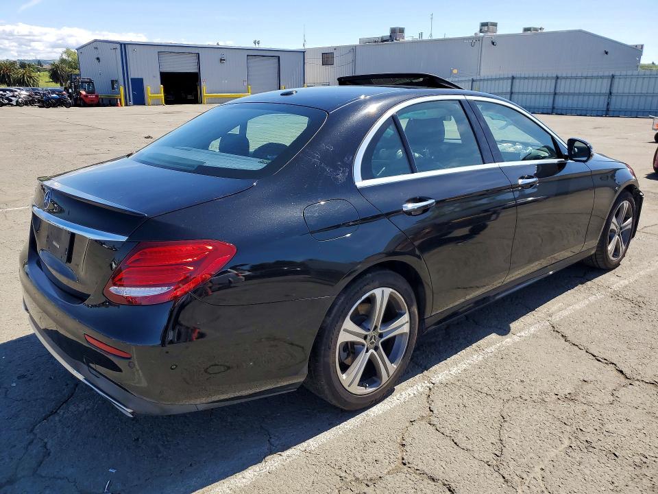 2018 Mercedes-benz E მანქანა იყიდება აუქციონზე, vin: WDDZF4JB4JA306729, აუქციონის ნომერი: 51207496
