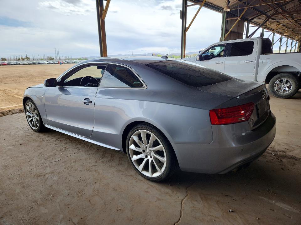 2016 Audi A5 მანქანა იყიდება აუქციონზე, vin: WAUM2AFR2GA058085, აუქციონის ნომერი: 49078486