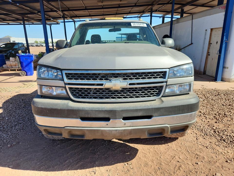 Продаж на аукціоні авто 2005 Chevrolet Silverado, vin: 1GCHC24U75E180963, номер лоту: 50128416