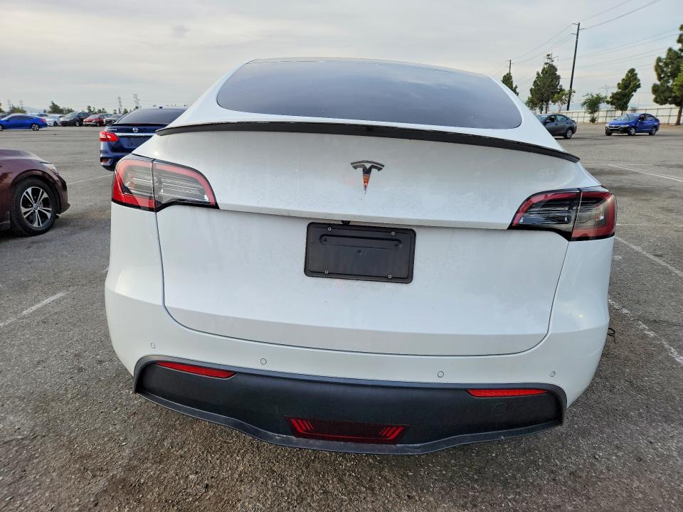 2021 Tesla Model Y მანქანა იყიდება აუქციონზე, vin: 5YJYGDEF4MF211647, აუქციონის ნომერი: 49677256