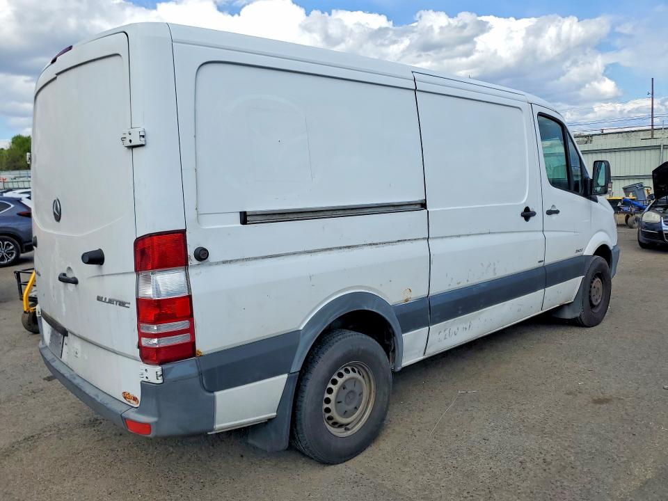 2014 Mercedes-benz Sprinter მანქანა იყიდება აუქციონზე, vin: WD3PE7DC2E5831193, აუქციონის ნომერი: 50674246