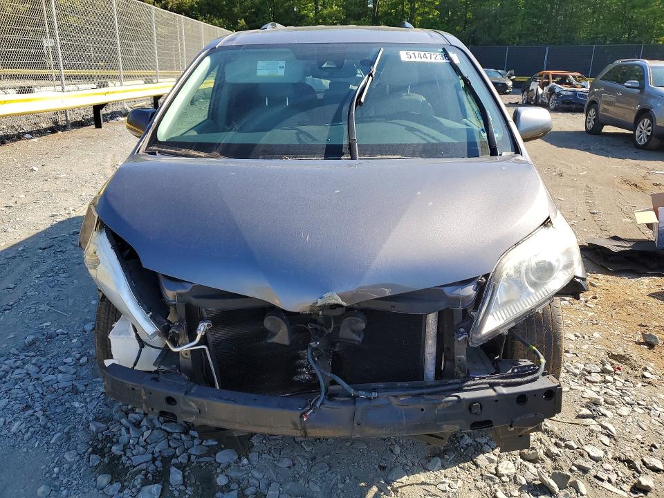 Продаж на аукціоні авто 2018 Toyota Sienna, vin: 5TDYZ3DC5JS940775, номер лоту: 51447236