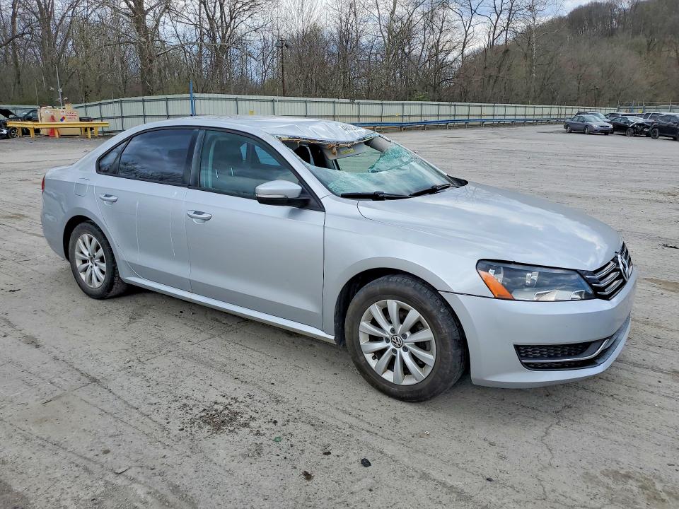 49088356 :رقم المزاد ، 1VWAH7A34DC002317 vin ، 2013 Volkswagen Passat مزاد بيع
