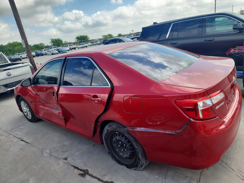 2014 Toyota Camry მანქანა იყიდება აუქციონზე, vin: 4T4BF1FK8ER343212, აუქციონის ნომერი: 49222316