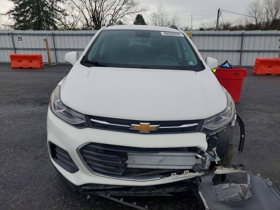 2018 Chevrolet Trax მანქანა იყიდება აუქციონზე, vin: KL7CJPSB2JB614777, აუქციონის ნომერი: 48096696