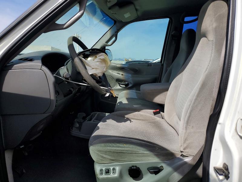 48718206 :رقم المزاد ، 1FMRU1568YLB17992 vin ، 2000 Ford Expedition مزاد بيع