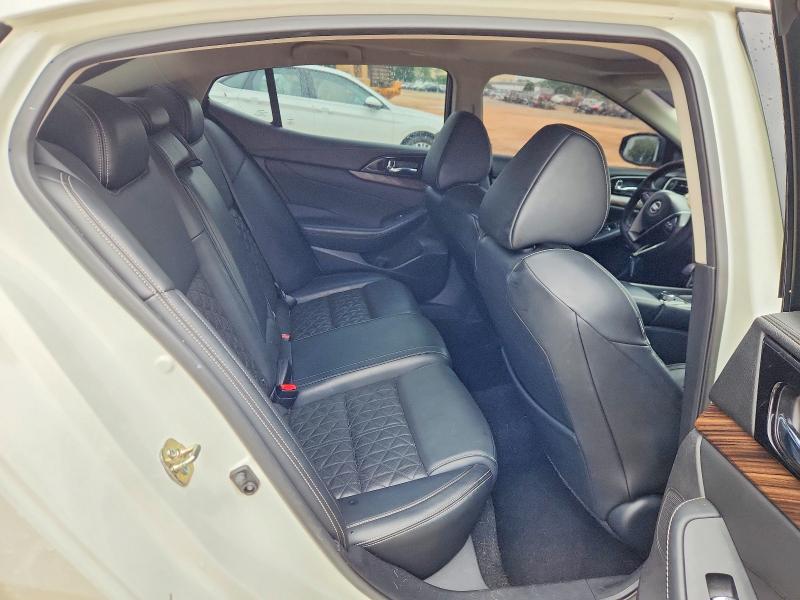 Продажа на аукционе авто 2016 Nissan Maxima, vin: 1N4AA6AP9GC445982, номер лота: 51546186