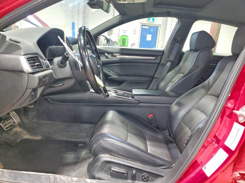 52016936 :رقم المزاد ، 1HGCV1F36JA812129 vin ، 2018 Honda Accord مزاد بيع