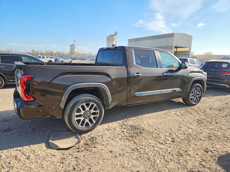 Продажа на аукционе авто 2024 Toyota Tundra, vin: 5TFMA5EC5RX032669, номер лота: 48946066