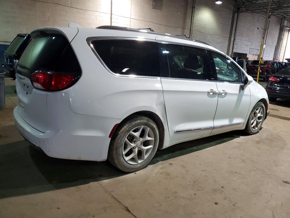 2018 Chrysler Pacifica მანქანა იყიდება აუქციონზე, vin: 2C4RC1BG5JR226993, აუქციონის ნომერი: 49078276