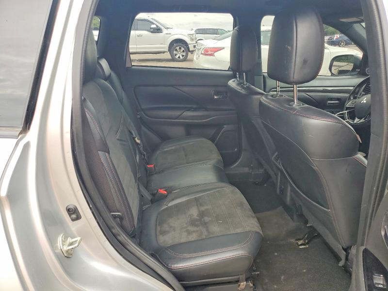 2020 Mitsubishi Outlander მანქანა იყიდება აუქციონზე, vin: JA4AZ3A33LZ028387, აუქციონის ნომერი: 51549906