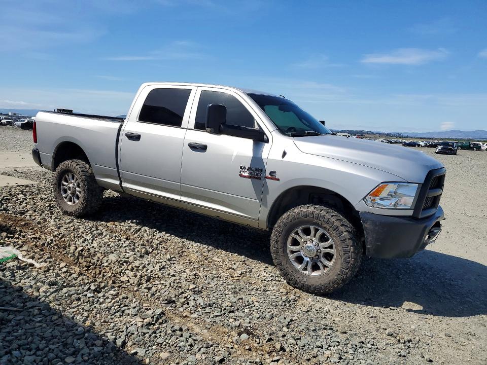 Продажа на аукционе авто 2017 Ram 2500, vin: 3C6UR5CL1HG740469, номер лота: 49685256