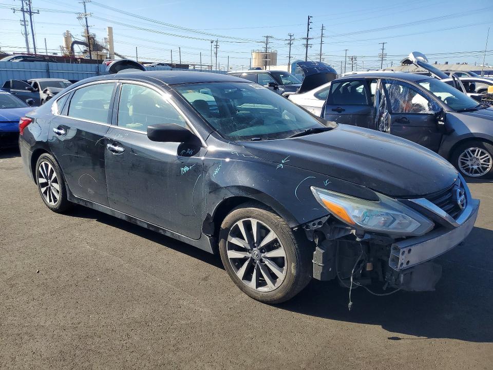 47661176 :رقم المزاد ، 1N4AL3AP3HC283731 vin ، 2017 Nissan Altima مزاد بيع