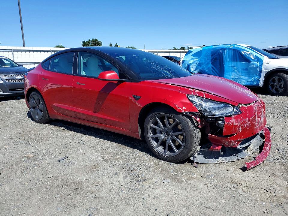 48473116 :رقم المزاد ، 5YJ3E1EBXJF096351 vin ، 2018 Tesla Model 3 مزاد بيع